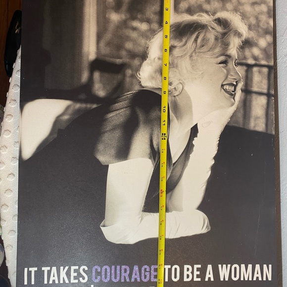 2-Black and White The Chelsea Collection Marilyn Monroe Wall Art Canvas - Picture 9 of 13